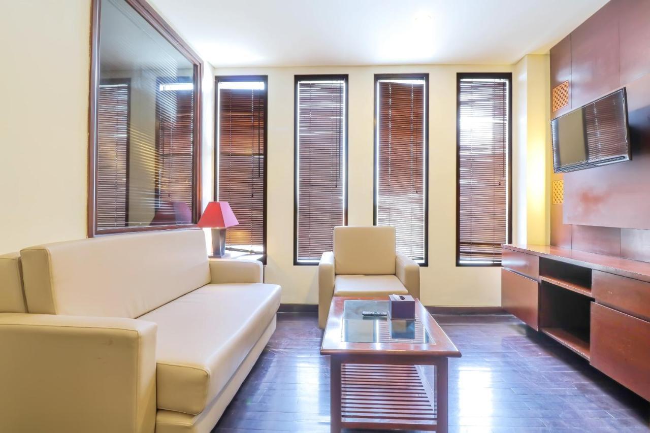Capital O 2114 Grand Jimbaran Boutique Hotel エクステリア 写真