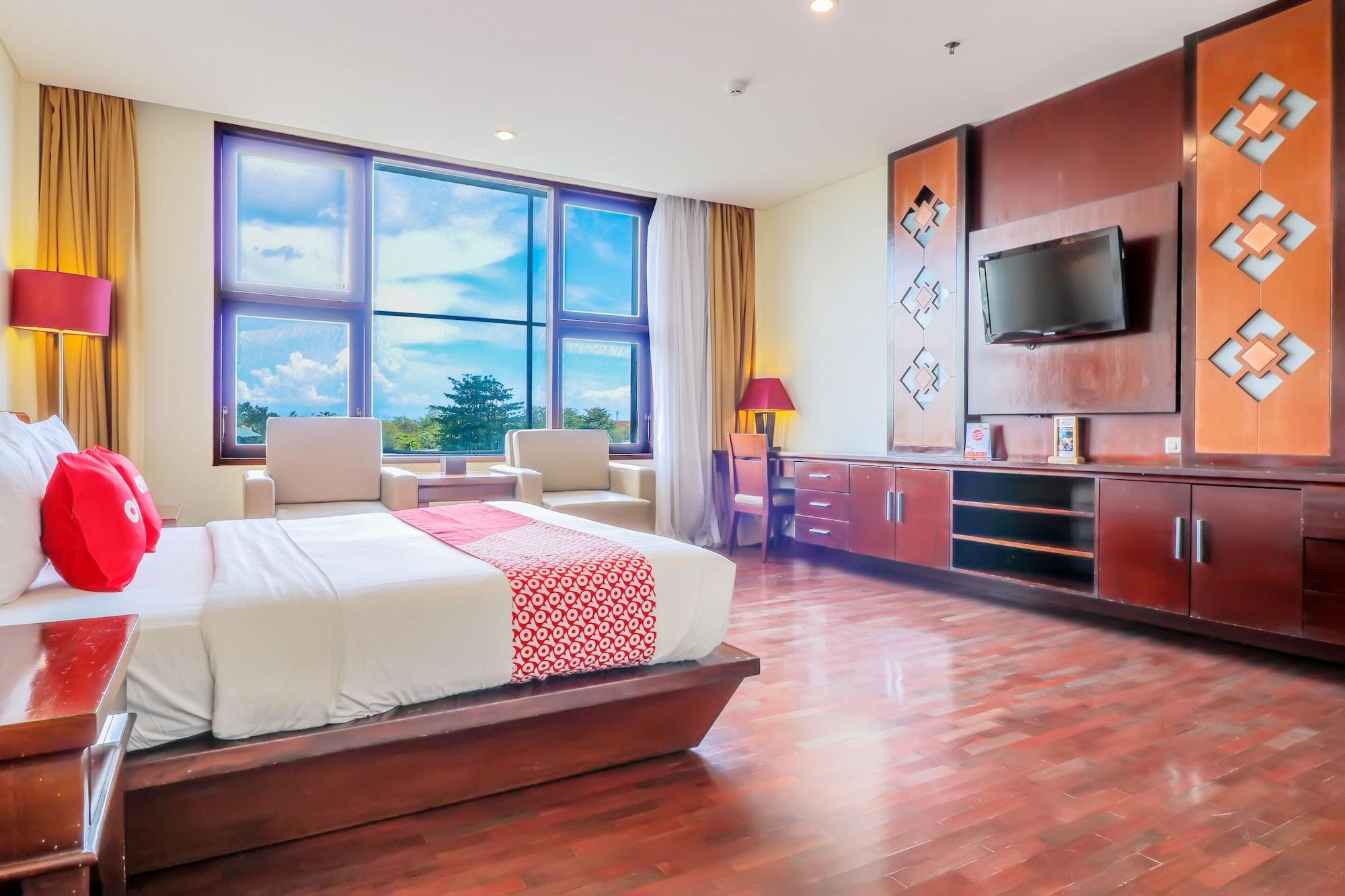 Capital O 2114 Grand Jimbaran Boutique Hotel エクステリア 写真