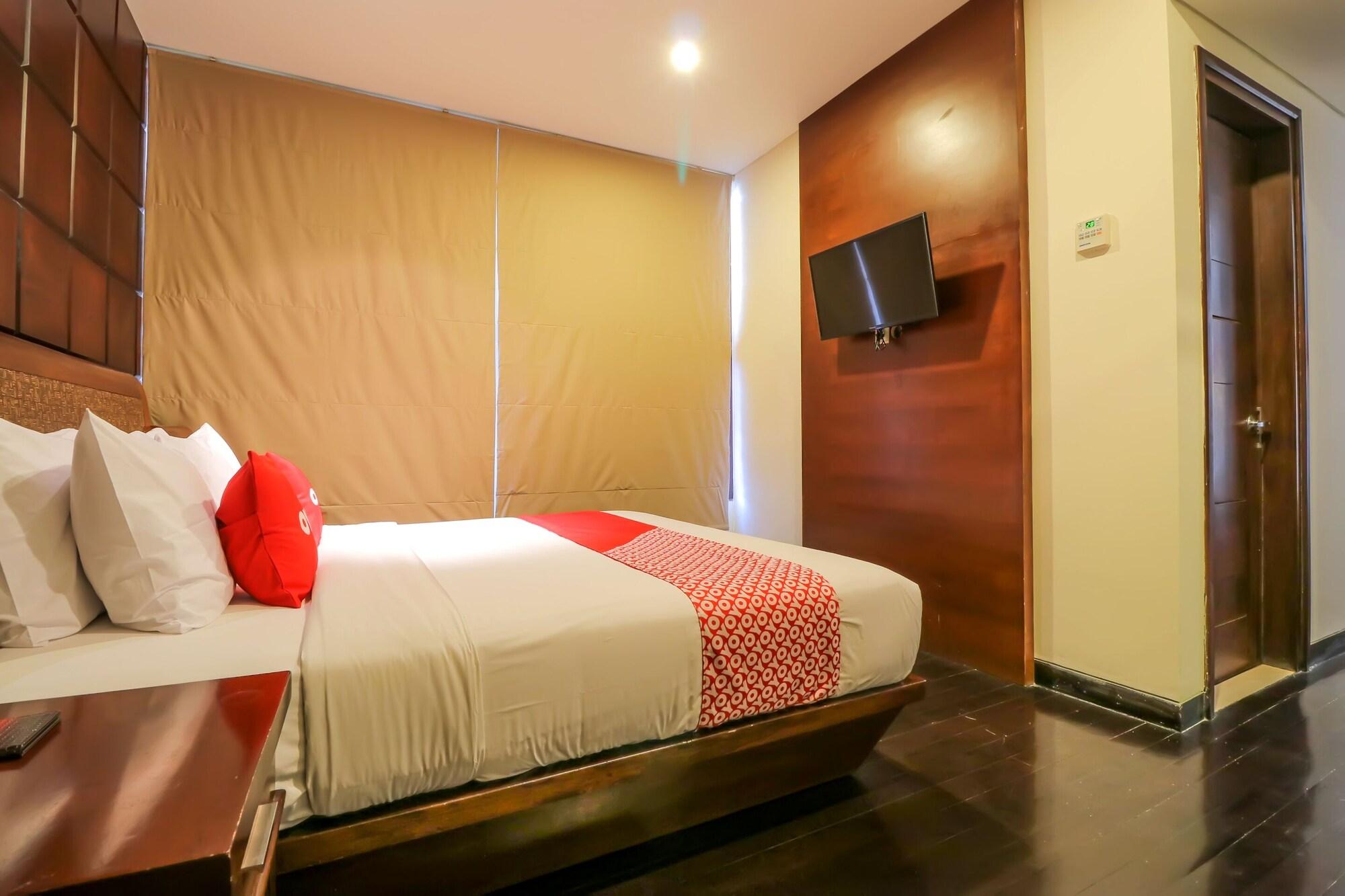 Capital O 2114 Grand Jimbaran Boutique Hotel エクステリア 写真