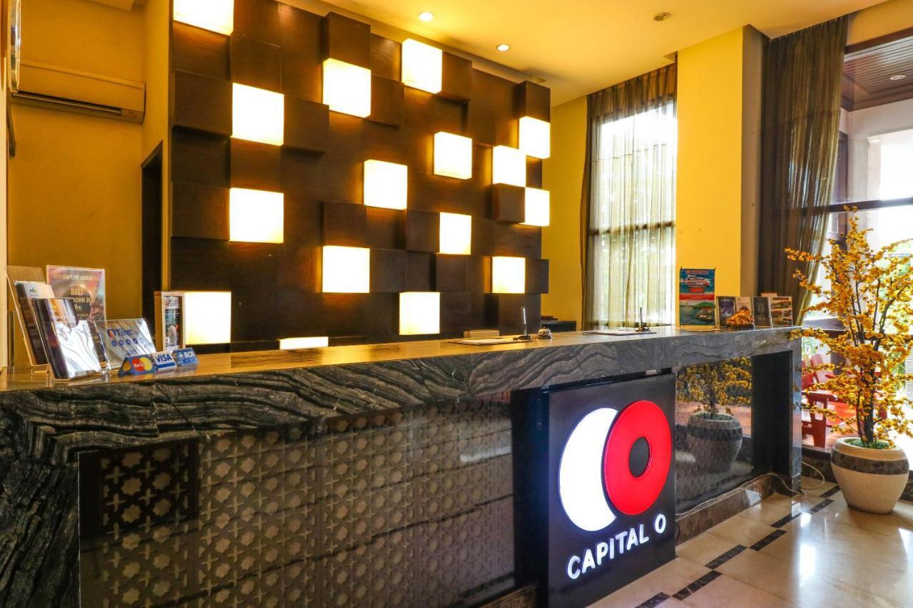Capital O 2114 Grand Jimbaran Boutique Hotel エクステリア 写真