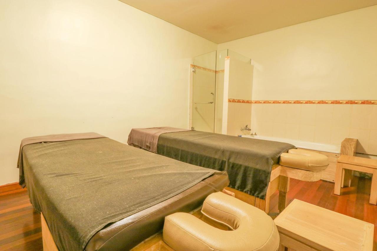 Capital O 2114 Grand Jimbaran Boutique Hotel エクステリア 写真