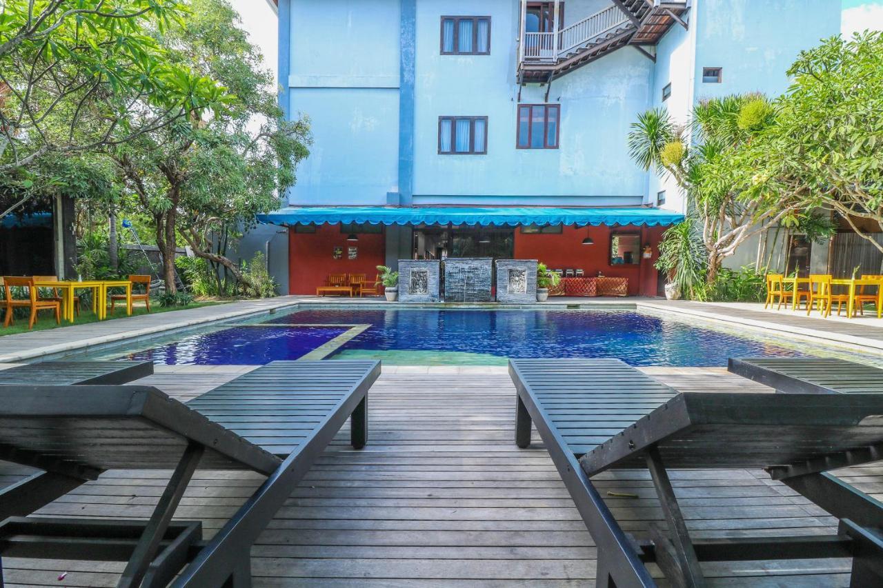 Capital O 2114 Grand Jimbaran Boutique Hotel エクステリア 写真